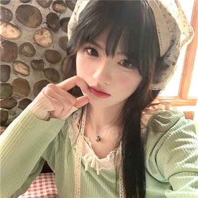 为黛茜小姐开车